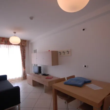 Seaside Bliss- Flat With Lovely Views Μπιμπιόνε
