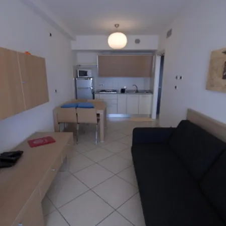 Lägenhet Seaside Bliss- Flat With View On The Pool Bibione