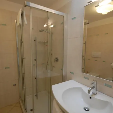 Seaside Bliss- Flat With View On The Pool Bibione