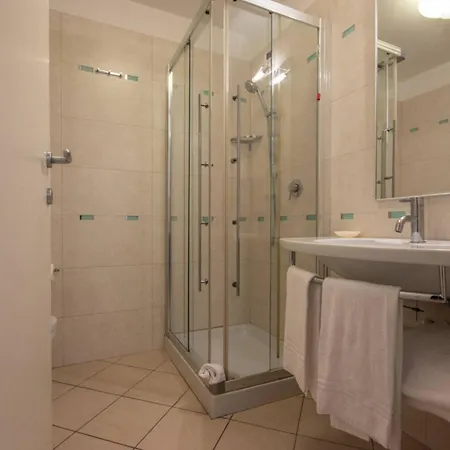Seaside Bliss- Flat With Lovely Views Μπιμπιόνε