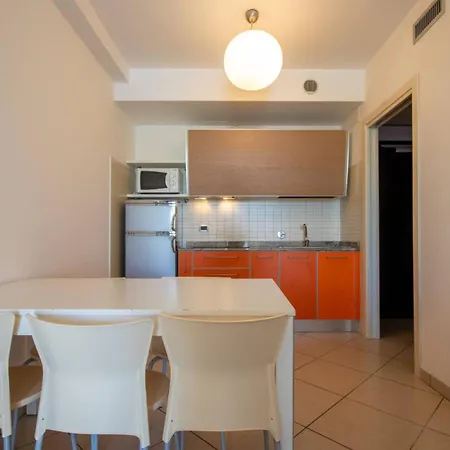 Διαμέρισμα Seaside Bliss- Flat With Lovely Views *