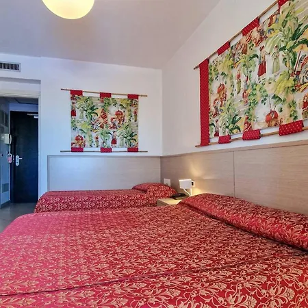 Seaside Bliss- Flat With Lovely Views Μπιμπιόνε